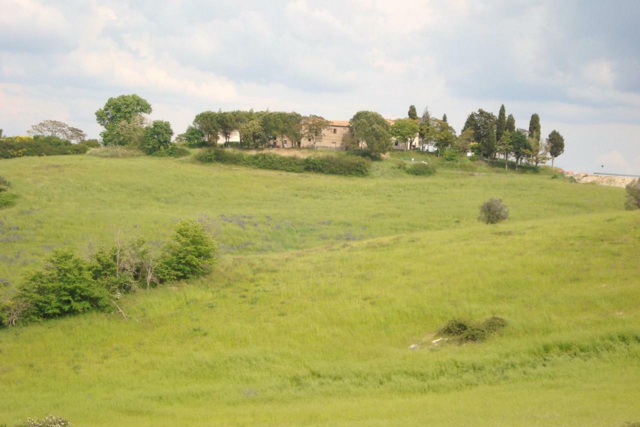 Podere San Francesco Bed and Breakfast Volterra Exteriör bild